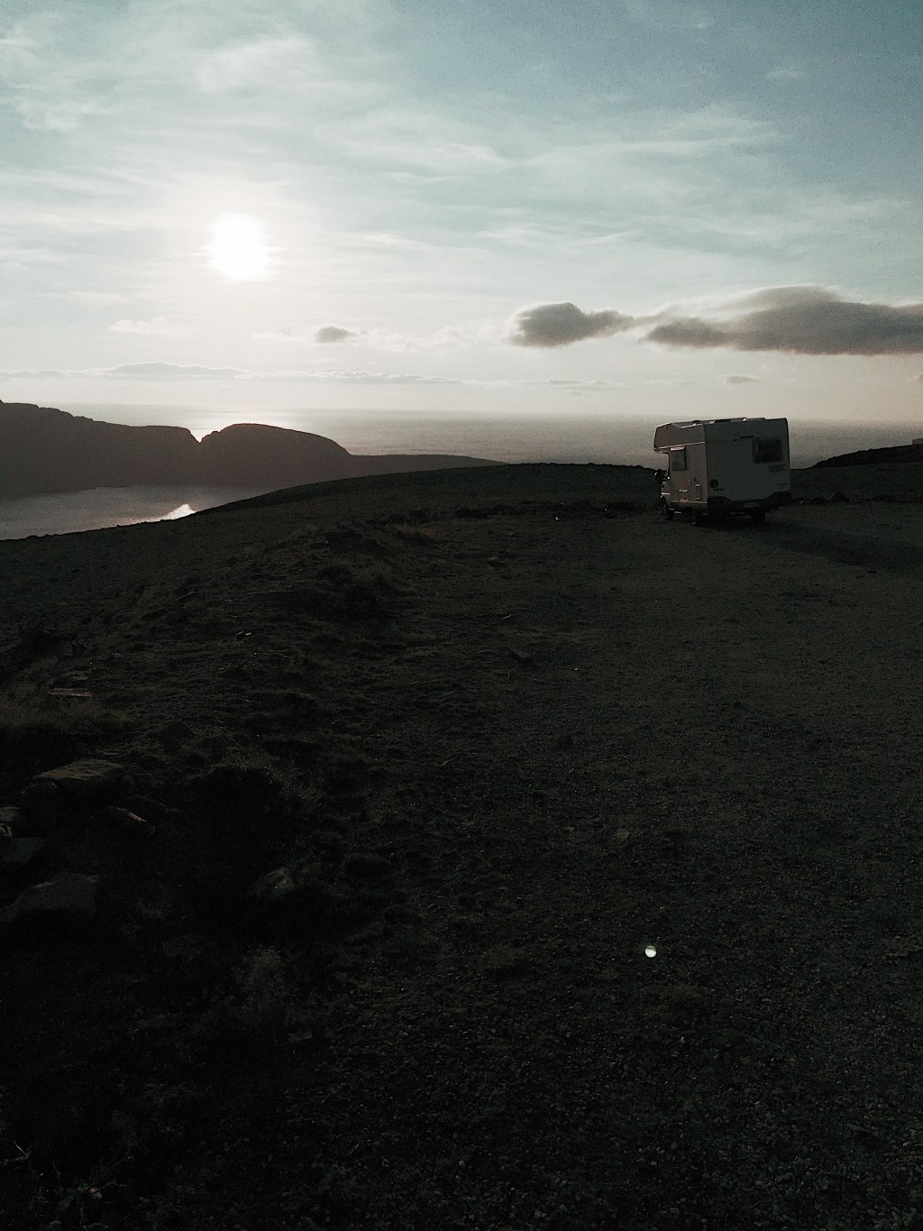 ÁNH SÁNG XANH PHƯƠNG BẮC – p1.  TRẠM XĂNG&nbsp;CHUÔNG